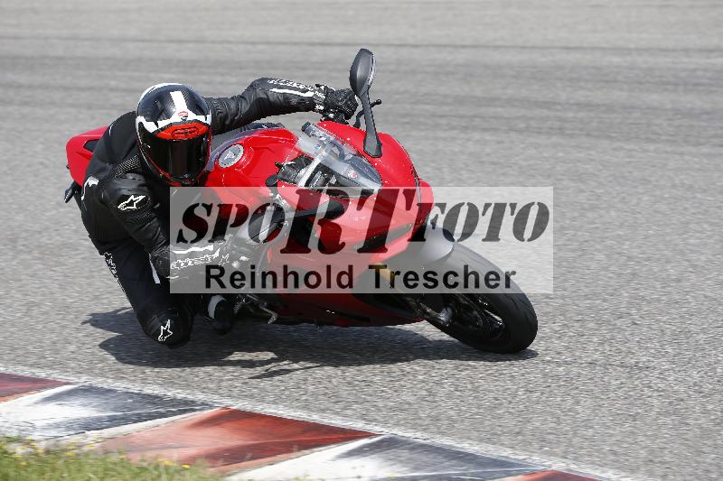 /27 12.06.2025 Ducati Schweiz Trackday Warmup  ADR/gruen-vert/ohne